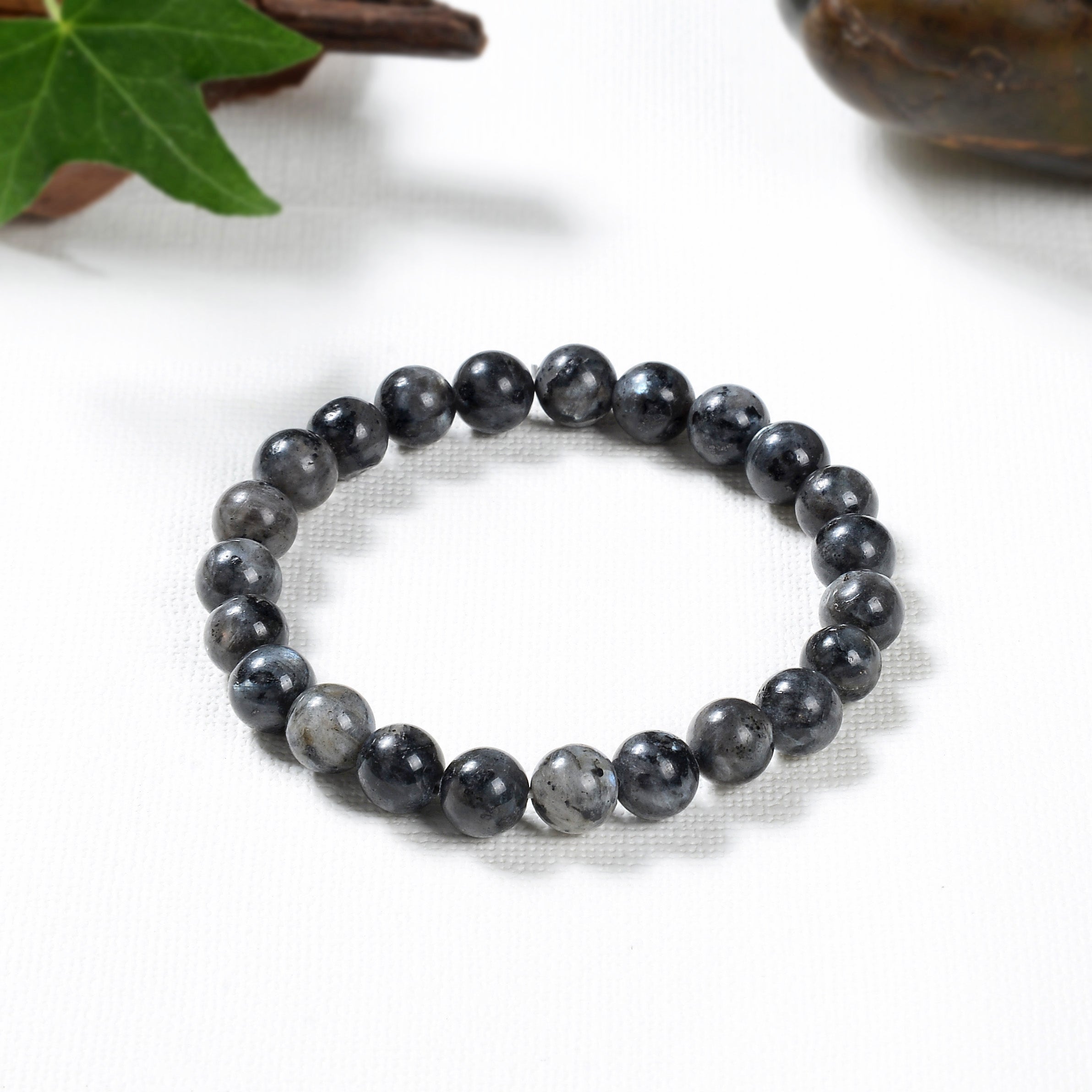 Bracelet en Labradorite Noire Naturelle - Bijou Énergétique pour Protection et Transformation